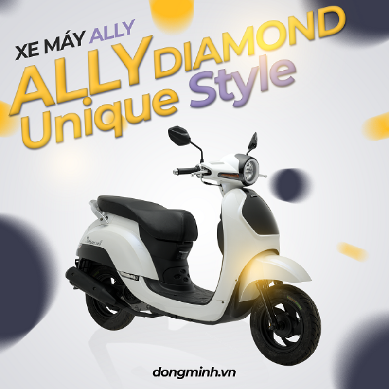 Một cô gái trẻ đang lái xe Vespa 50cc trên con đường ngập tràn ánh nắng